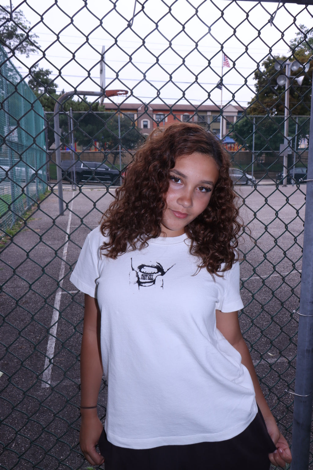 “lip” tee